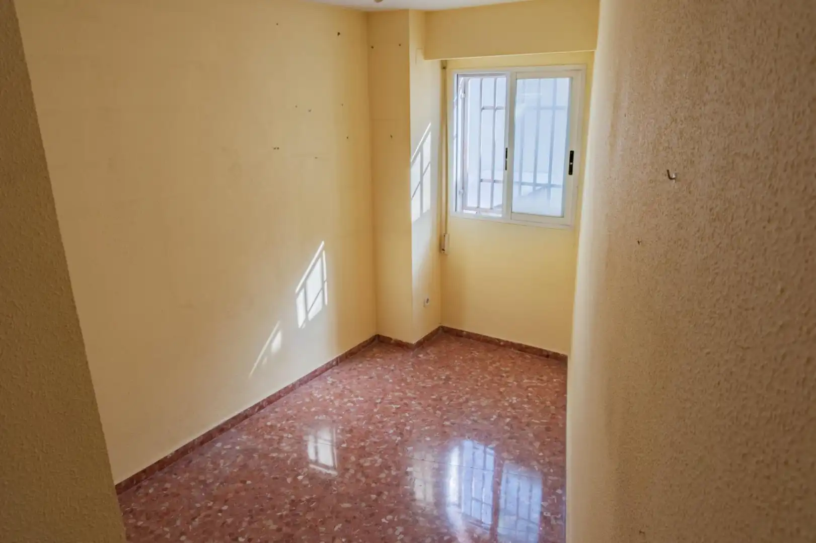 Duplexes for sale in Xirivella  with Air Conditioner
