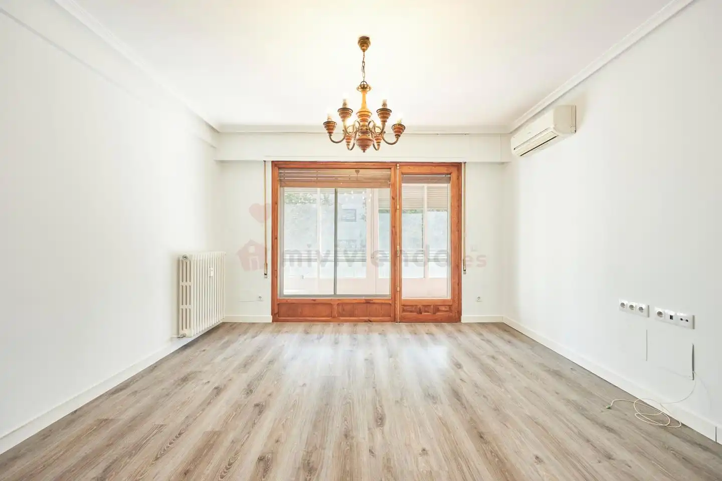 Flat with lift for sale in Calle de Biarritz, imagen 2