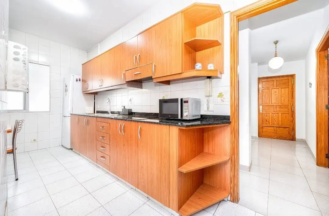 Kitchen of Flat for rent in Las Palmas de Gran Canaria  with Furnished, Washing machine and Microwave
