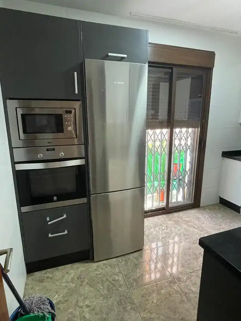 Cocina de Dúplex en venta en Melilla con Aire acondicionado, Amueblado y Horno