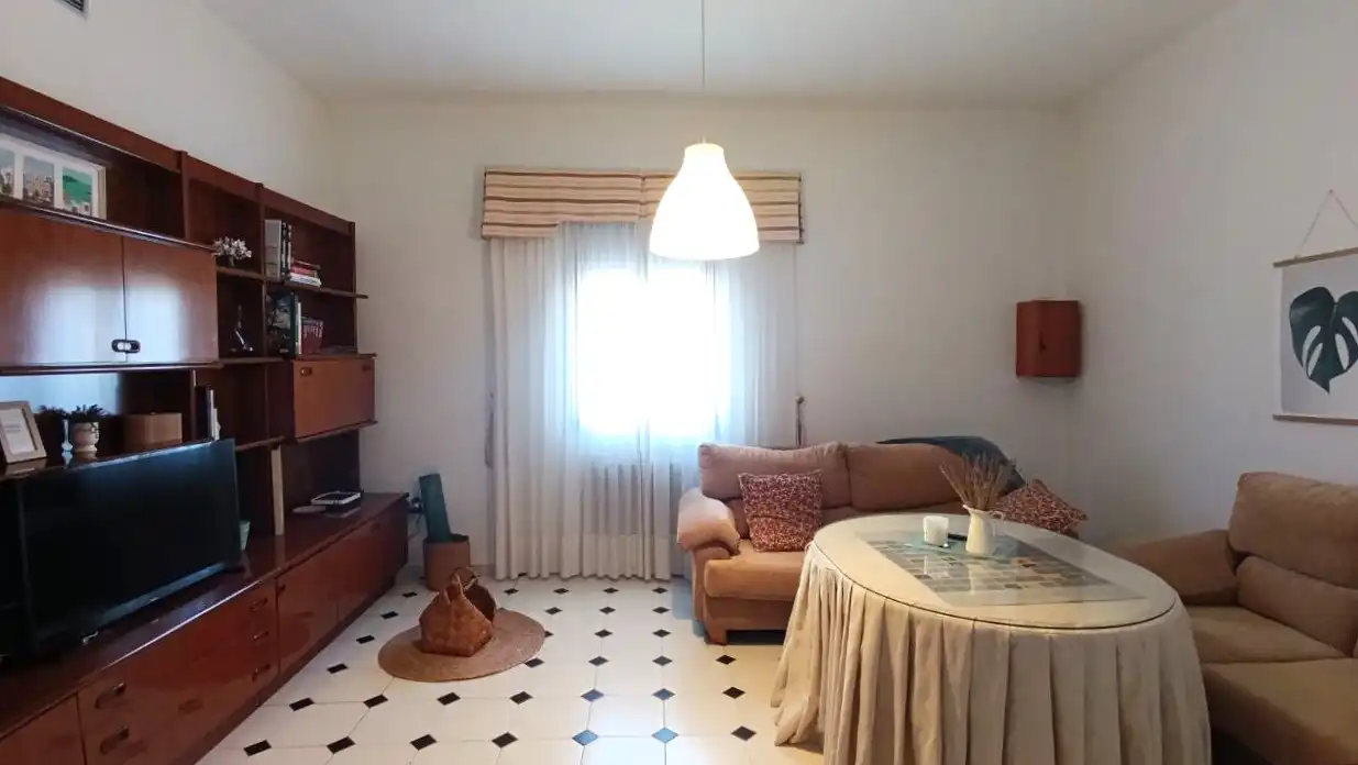 Sala d'estar de Pis en venda en Córdoba amb Aire condicionat, Calefacció i Terrassa