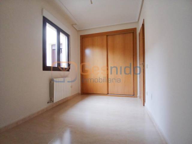 Piso en Venta en Prádena