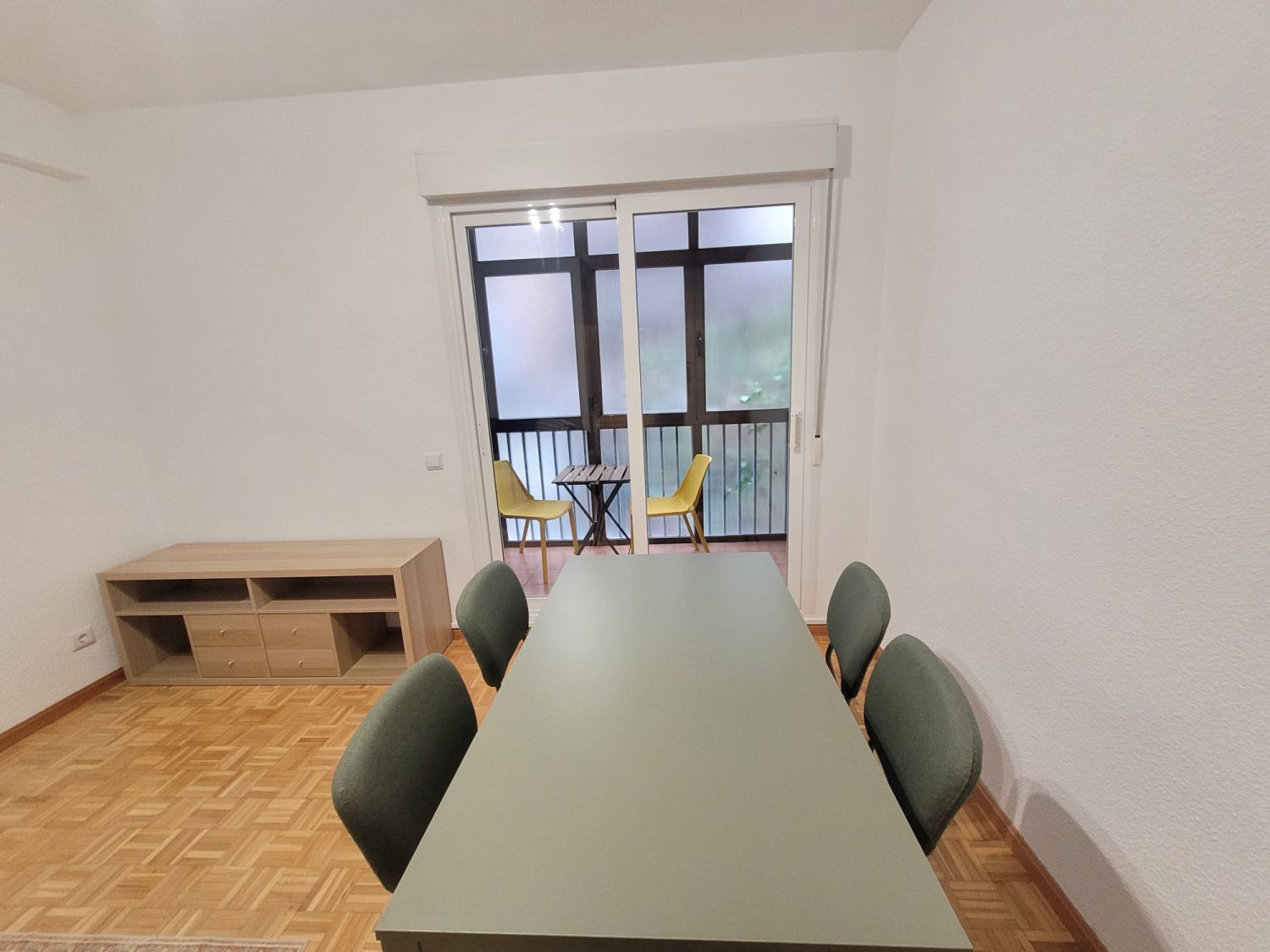 Comedor de Piso de alquiler en  Madrid Capital con Aire acondicionado, Calefacción y Parquet
