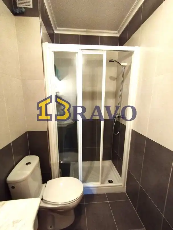 Baño de Casa adosada en venta en Medina de Pomar con Calefacción, Jardín privado y Terraza