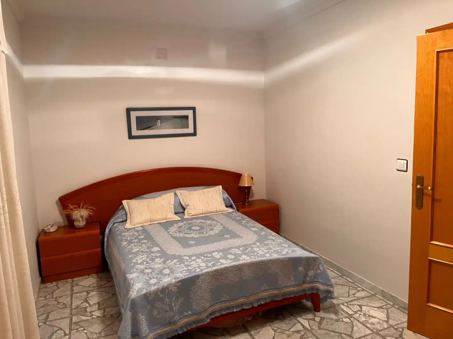 Habitación de Casa o chalet en venta en Vara de Rey con Amueblado