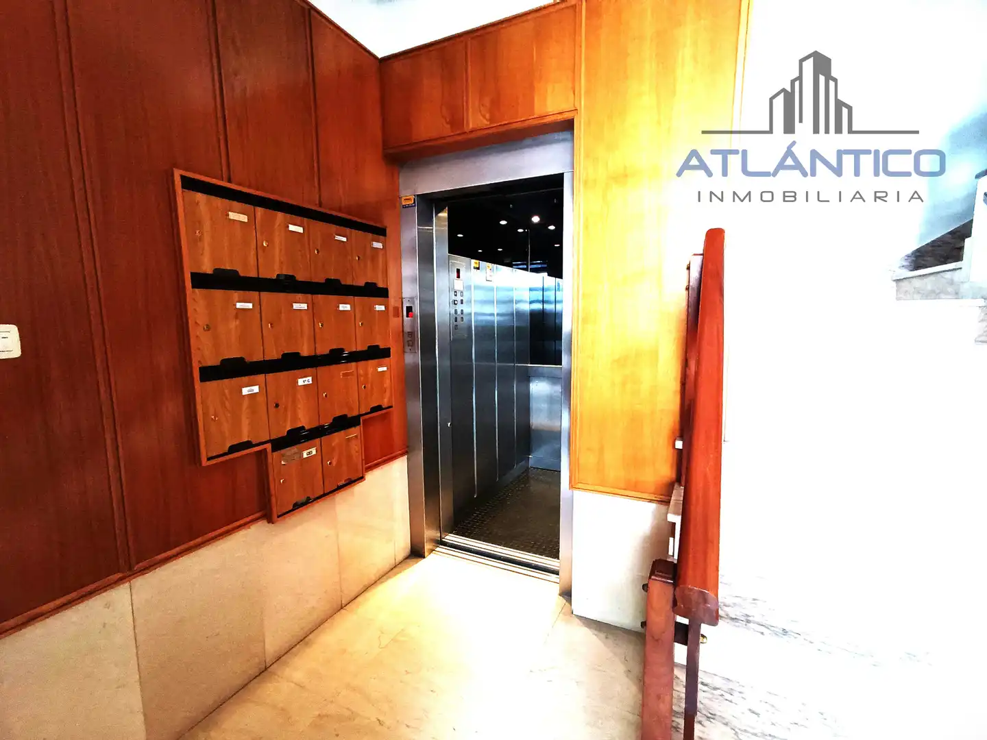 Apartamento en venta en A Coruña Capital  con Parquet, Trastero y Amueblado