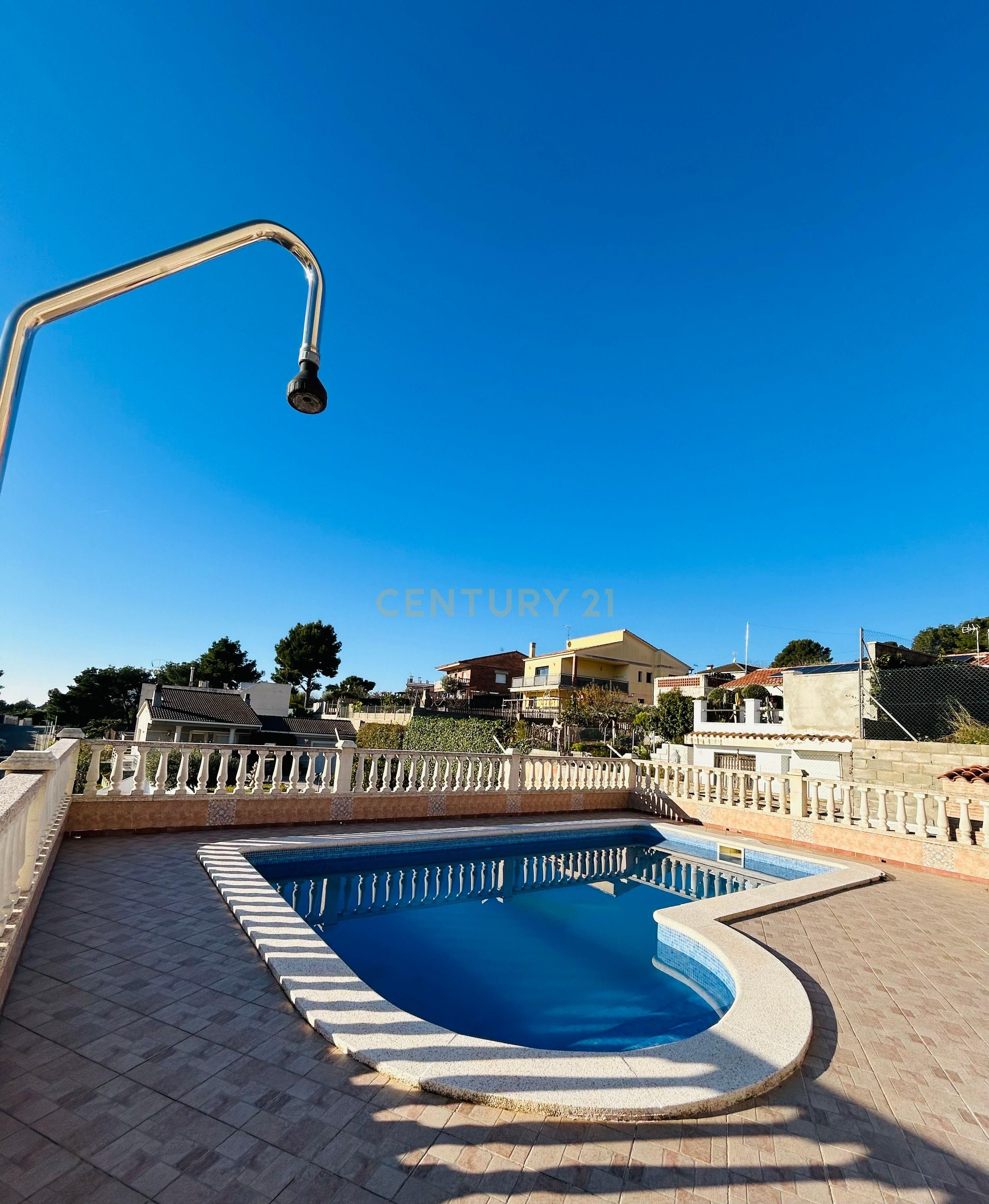 Exterior view of House or chalet for sale in Calafell  with Private garden and Swimming Pool