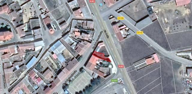 Terreno en Venta en Av Constitución en Santa Cristina de Valmadrigal