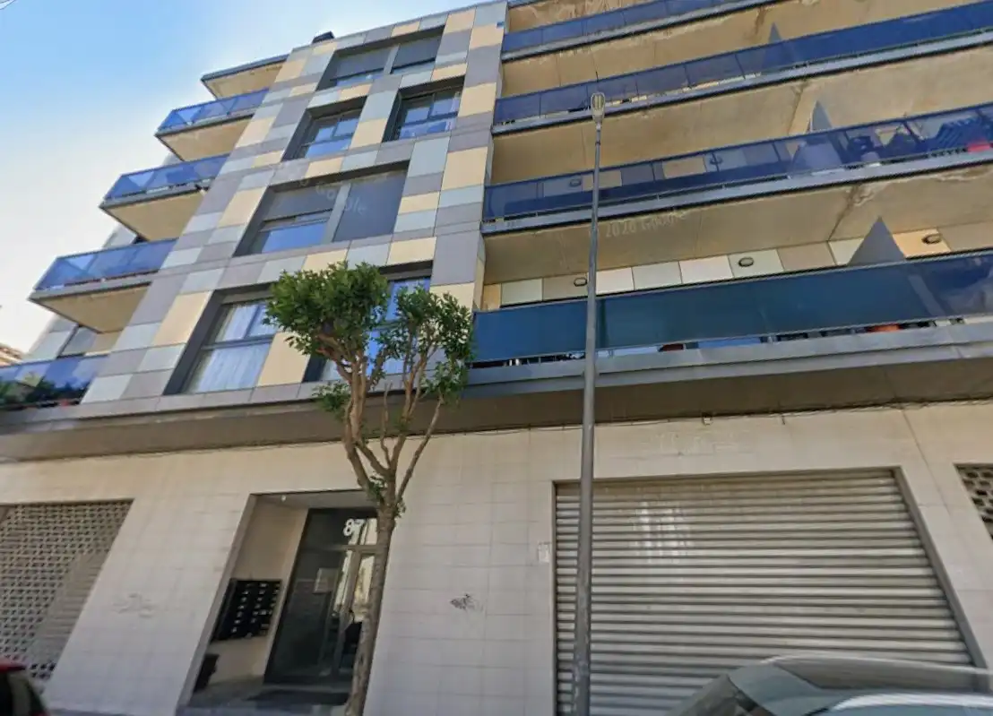 Vista exterior de Piso en venta en Tàrrega, Lleida