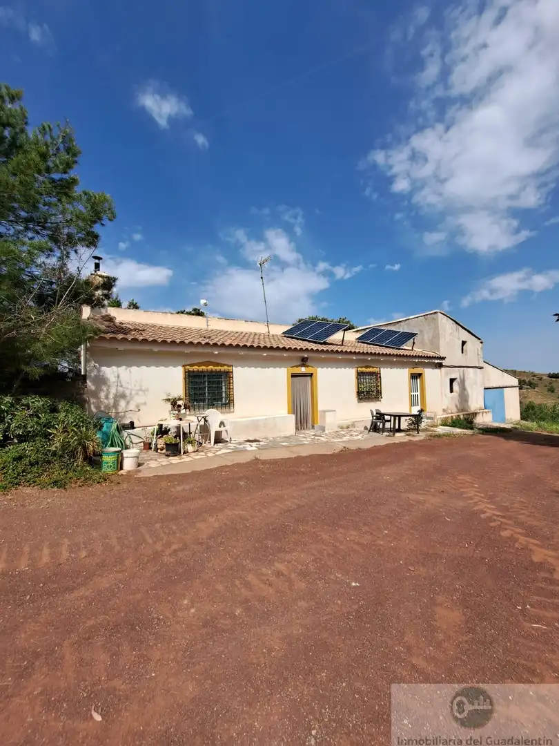 Casa en venda a Pedanías Centro