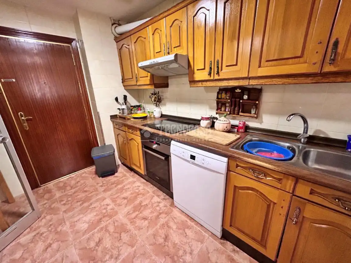 Kitchen of Flat for sale in Madrid  with Air Conditioner and Heating