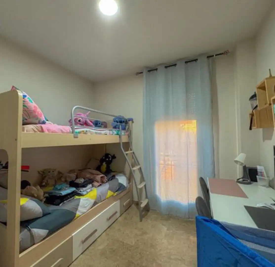 Schlafzimmer von Wohnung zum Verkauf in Miguelturra mit Gemeinschaftspool