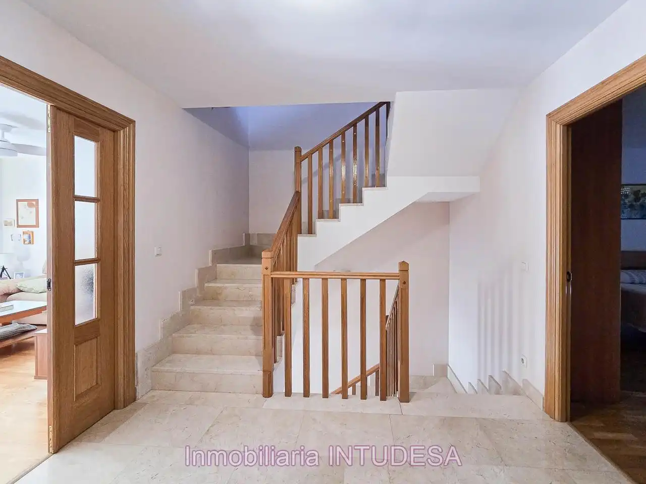 Casa adosada en venta en Murchante con Calefacción, Jardín privado y Parquet