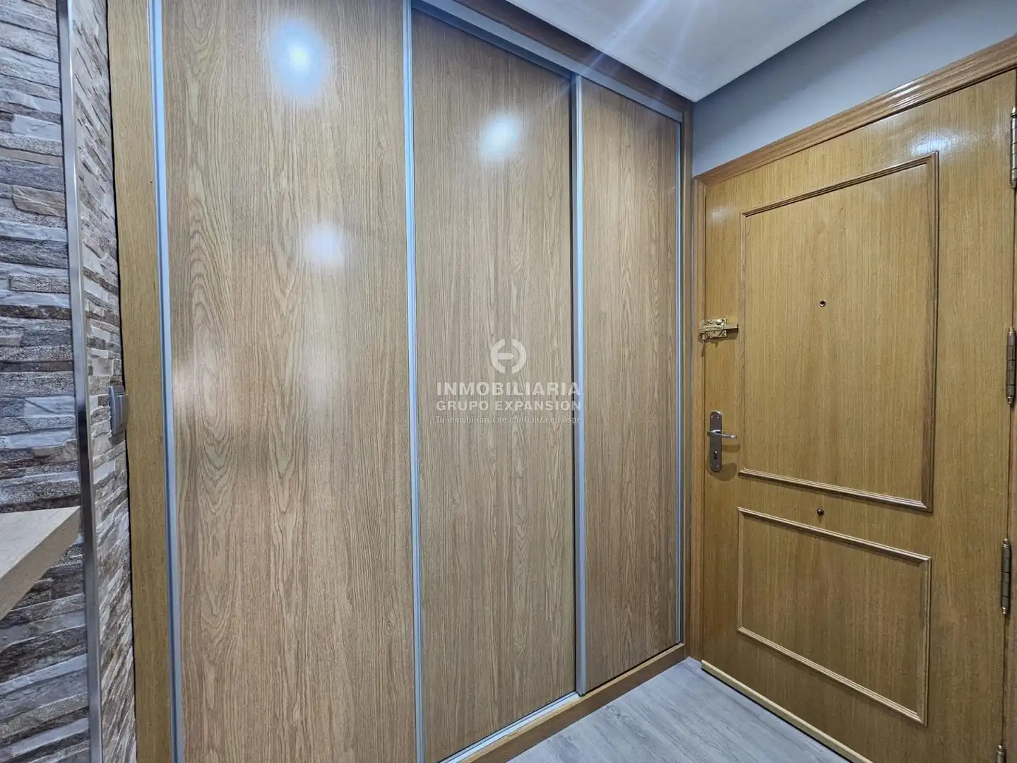 Wohnung zum Verkauf in Aspe mit Abstellraum, Balkon und Gemeinschaftspool