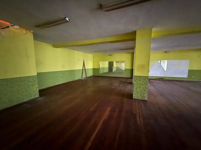 Local comercial en Alquiler en Grado