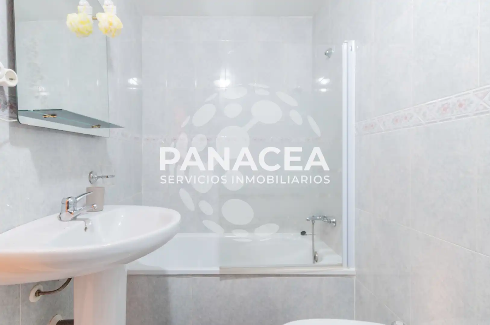 Bathroom of Study for sale in Roquetas de Mar  with Furnished, Oven and Microwave