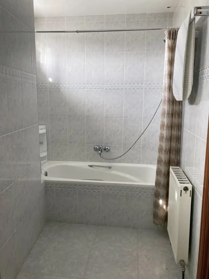 Bany de Casa o xalet en venda en Navacarros amb Terrassa i Balcó