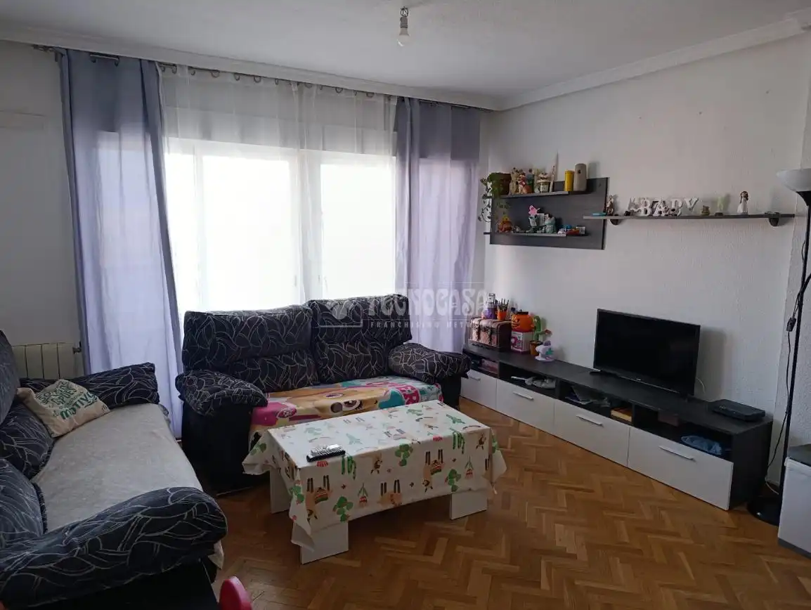 Wohnzimmer von Wohnung zum Verkauf in Fuenlabrada mit Heizung, Schwimmbad und Gemeinschaftspool