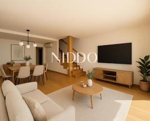 Sala d'estar de Casa adosada en venda en Sant Cugat del Vallès amb Aire condicionat, Calefacció i Parquet