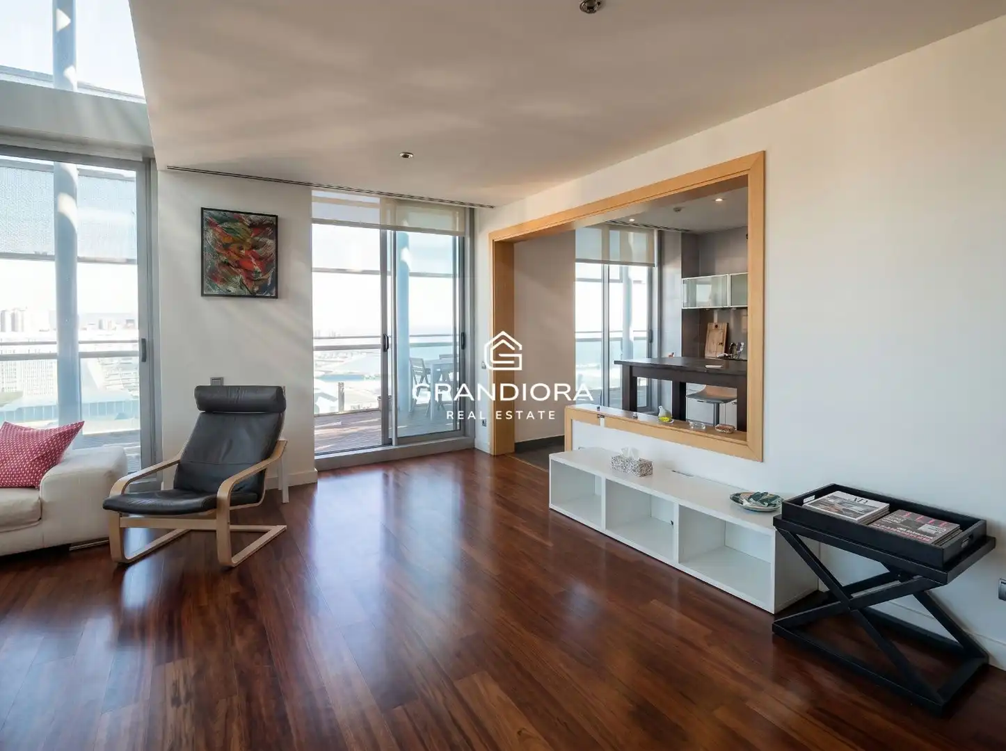 Sala d'estar de Àtic de lloguer en Barcelona amb Aire condicionat, Terrassa i Piscina