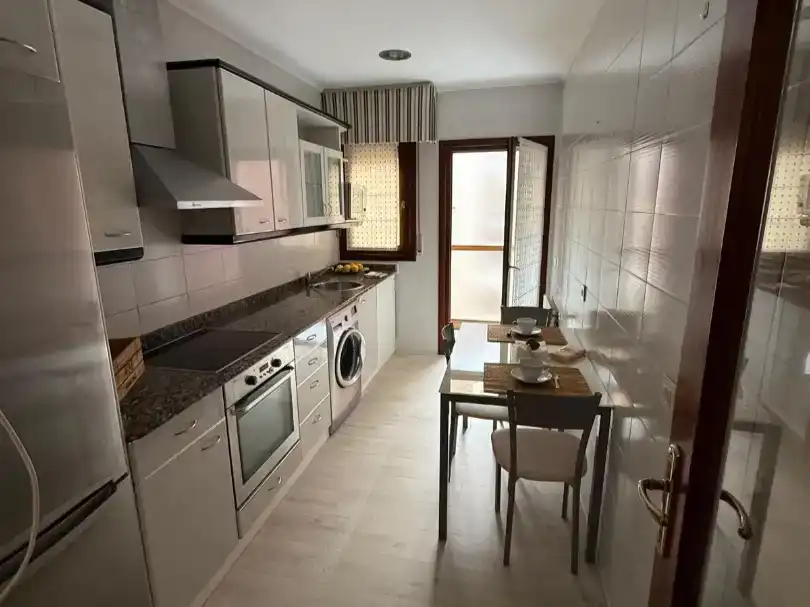 Küche von Wohnung zur Miete in Bermeo mit Möbliert und Balkon
