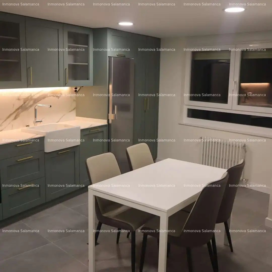 Kitchen of Flat for share in Salamanca  with Heating and Furnished