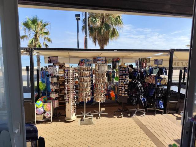 Local comercial en Alquiler en Las Gaviotas  - Carvajal