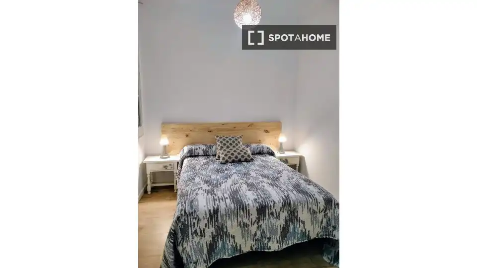 Habitación de Apartamento para compartir en Tarragona con Aire acondicionado, Terraza y Amueblado