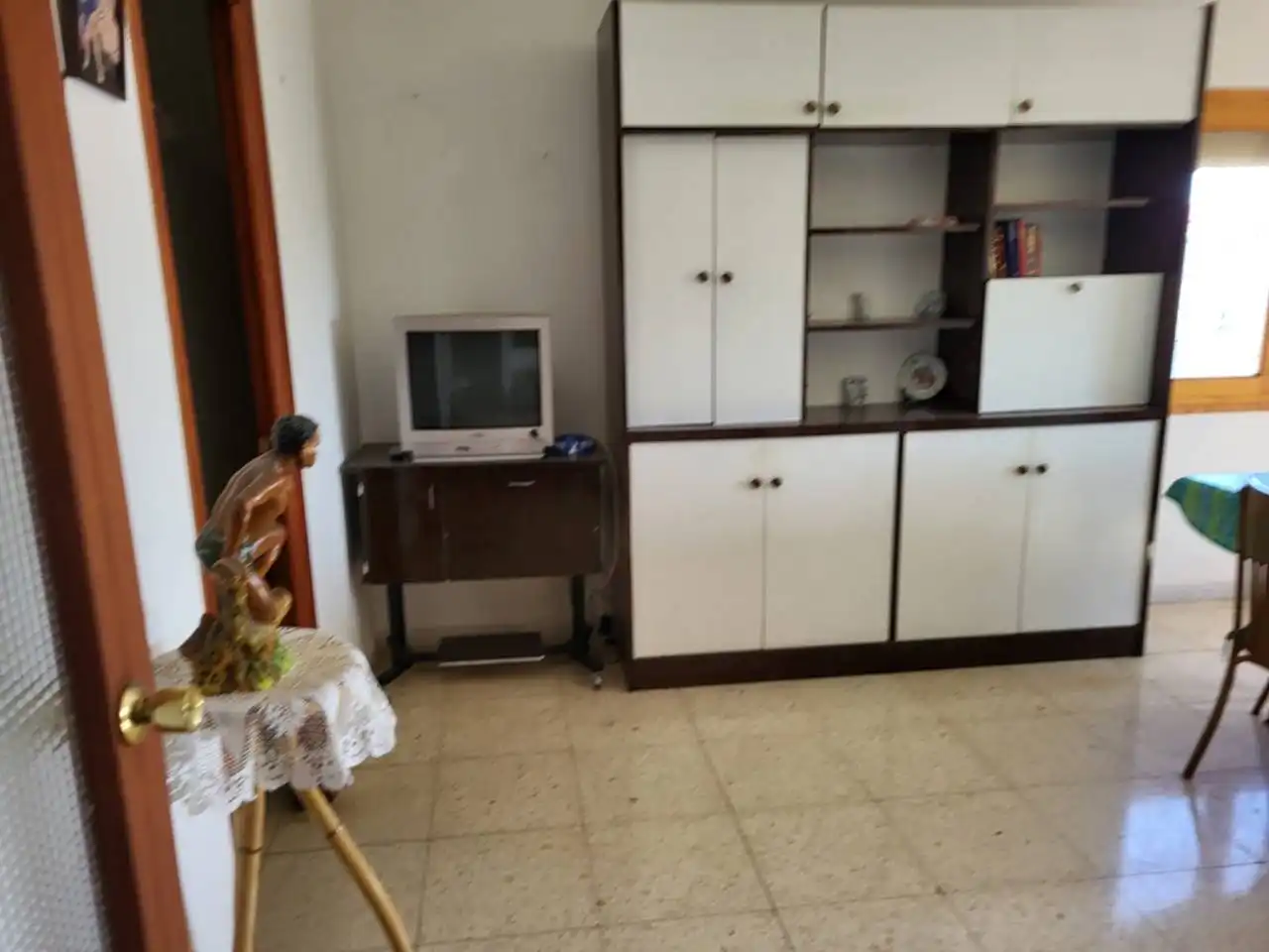 Sala d'estar de Casa o xalet en venda en Baza amb Terrassa