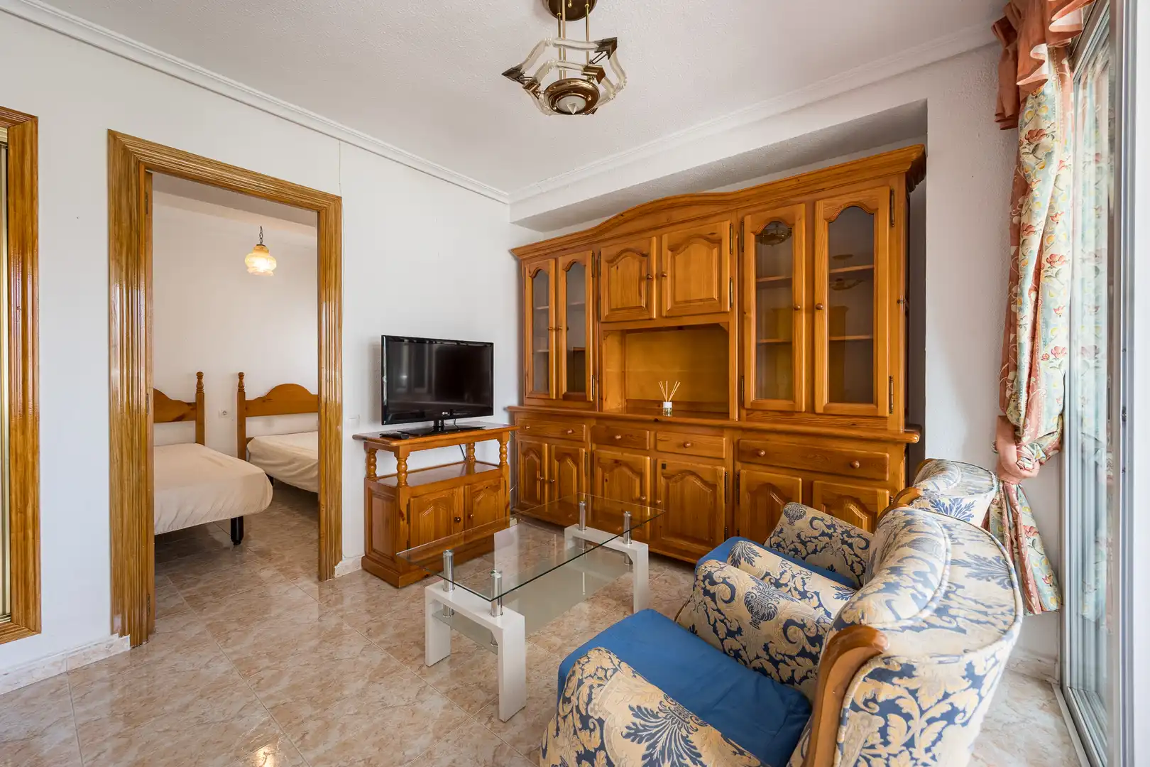 Living room of Apartments for sale in Benidorm  with Swimming Pool, Furnished and Community pool