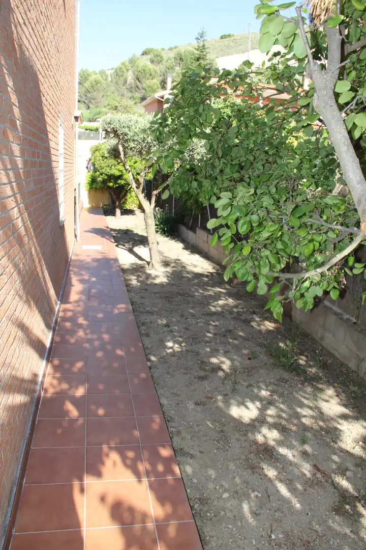Garten von Haus oder Chalet zum Verkauf in Villalbilla mit Klimaanlage, Heizung und Privatgarten