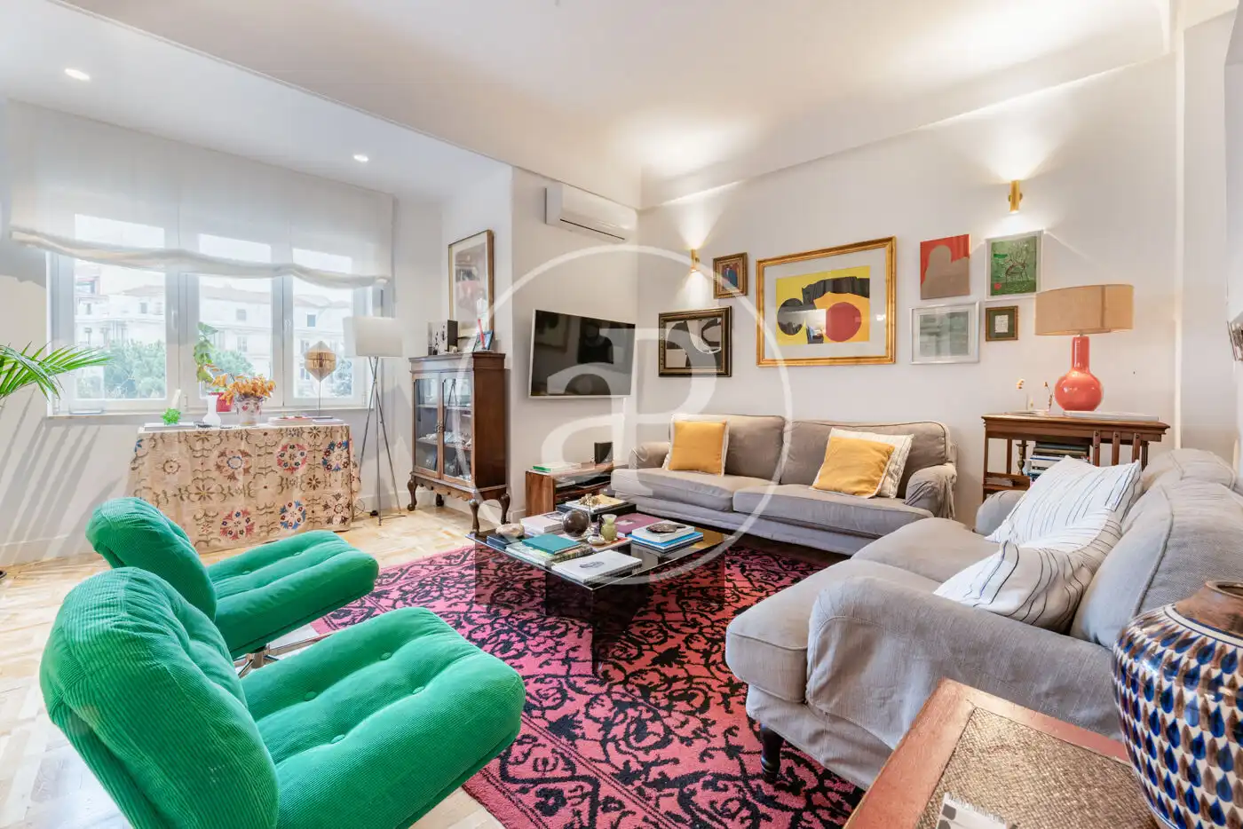Living room of Flat for sale in Madrid  with Air Conditioner, Heating and Terrace