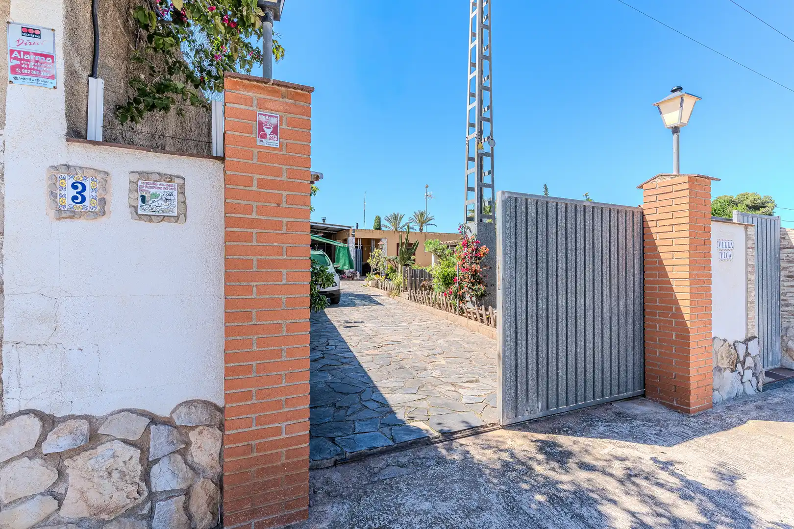 Vista exterior de Casa o chalet en venta en Benicarló con Calefacción, Jardín privado y Terraza