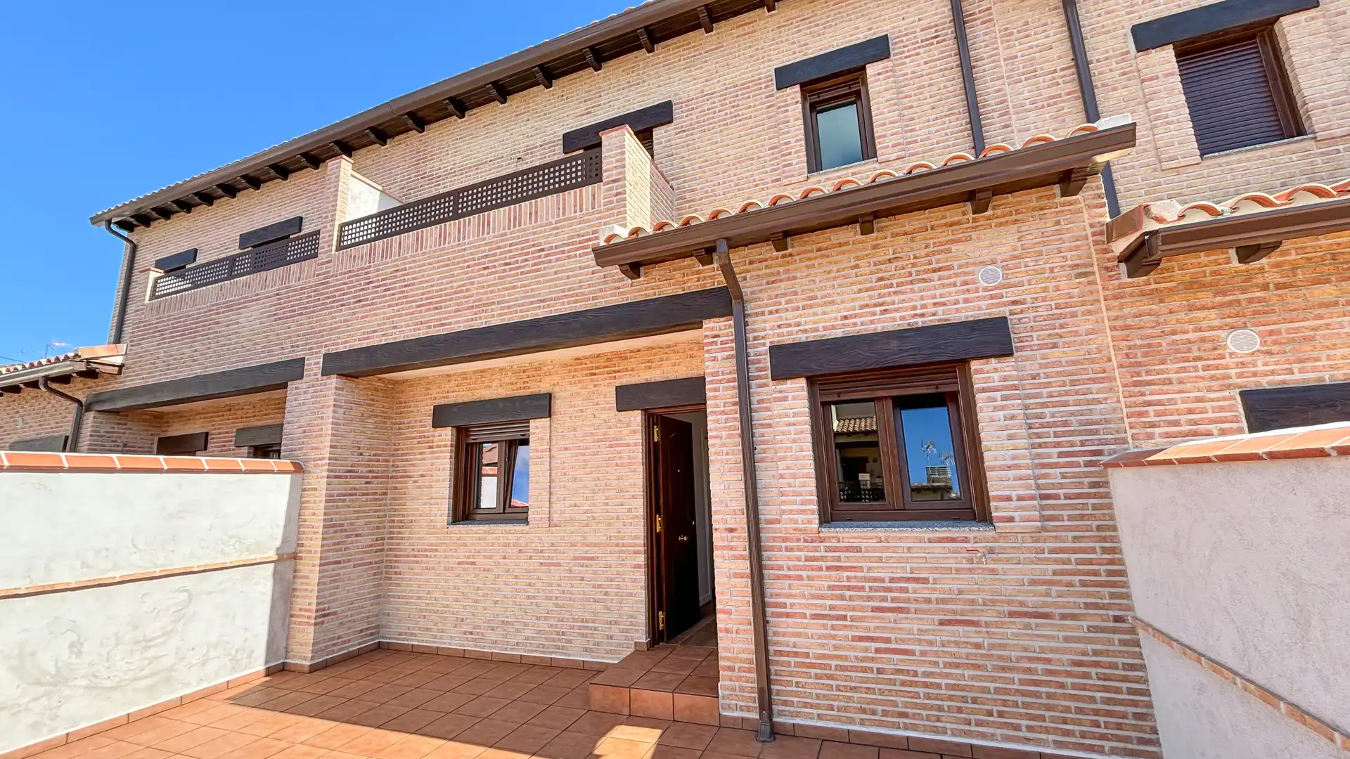 Casa adosada en venta en Yuncos