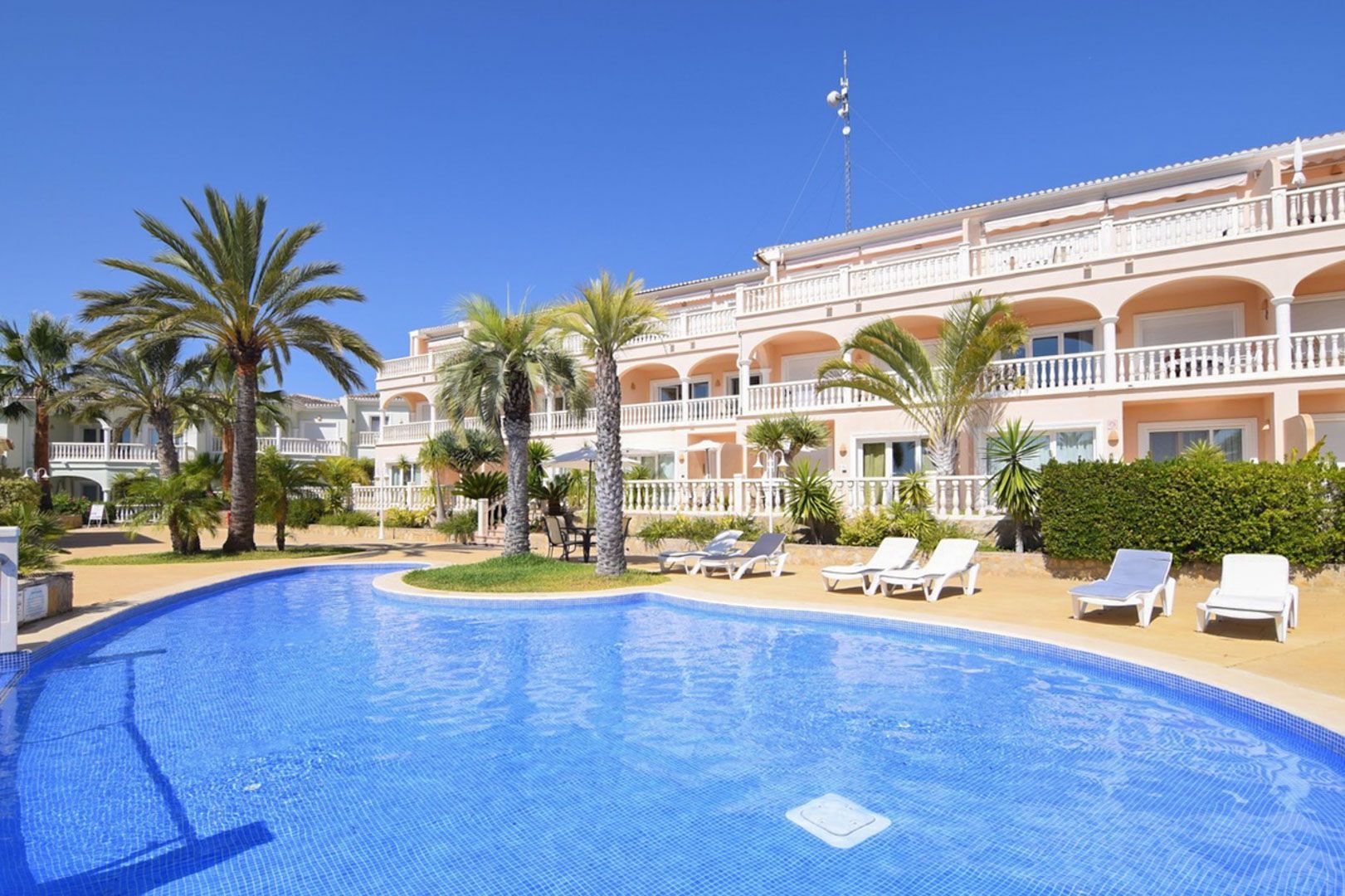 Piscina de Apartamento en venta en Moraira con Aire acondicionado, Jardín privado y Terraza