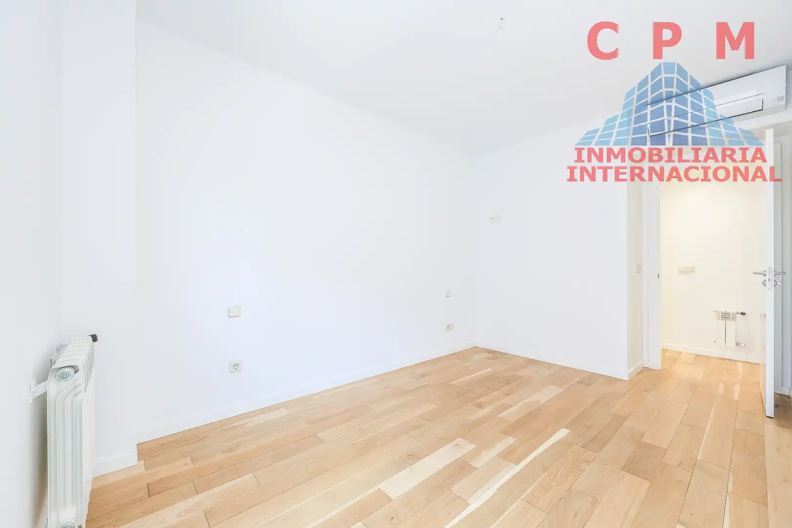 Schlafzimmer von Wohnung zur Miete in Madrid mit Klimaanlage, Heizung und Parkett