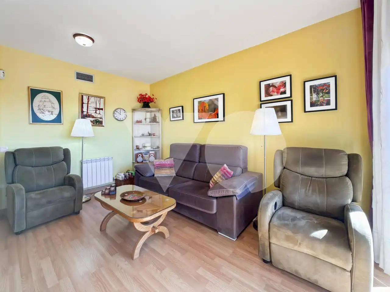 Living room of Flat for sale in Fuencarral - El Pardo