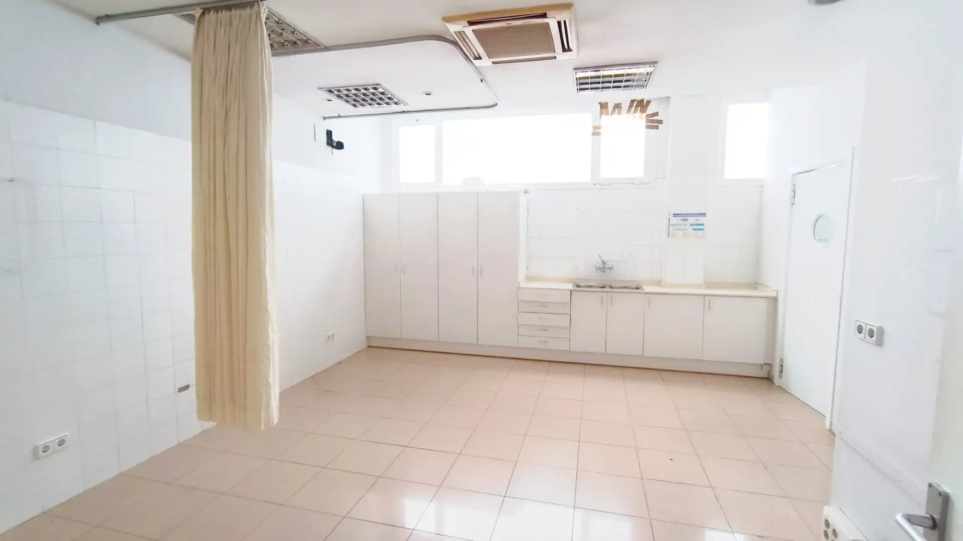 Local comercial en venda a Avinguda de Sant Salvador, imagen 25