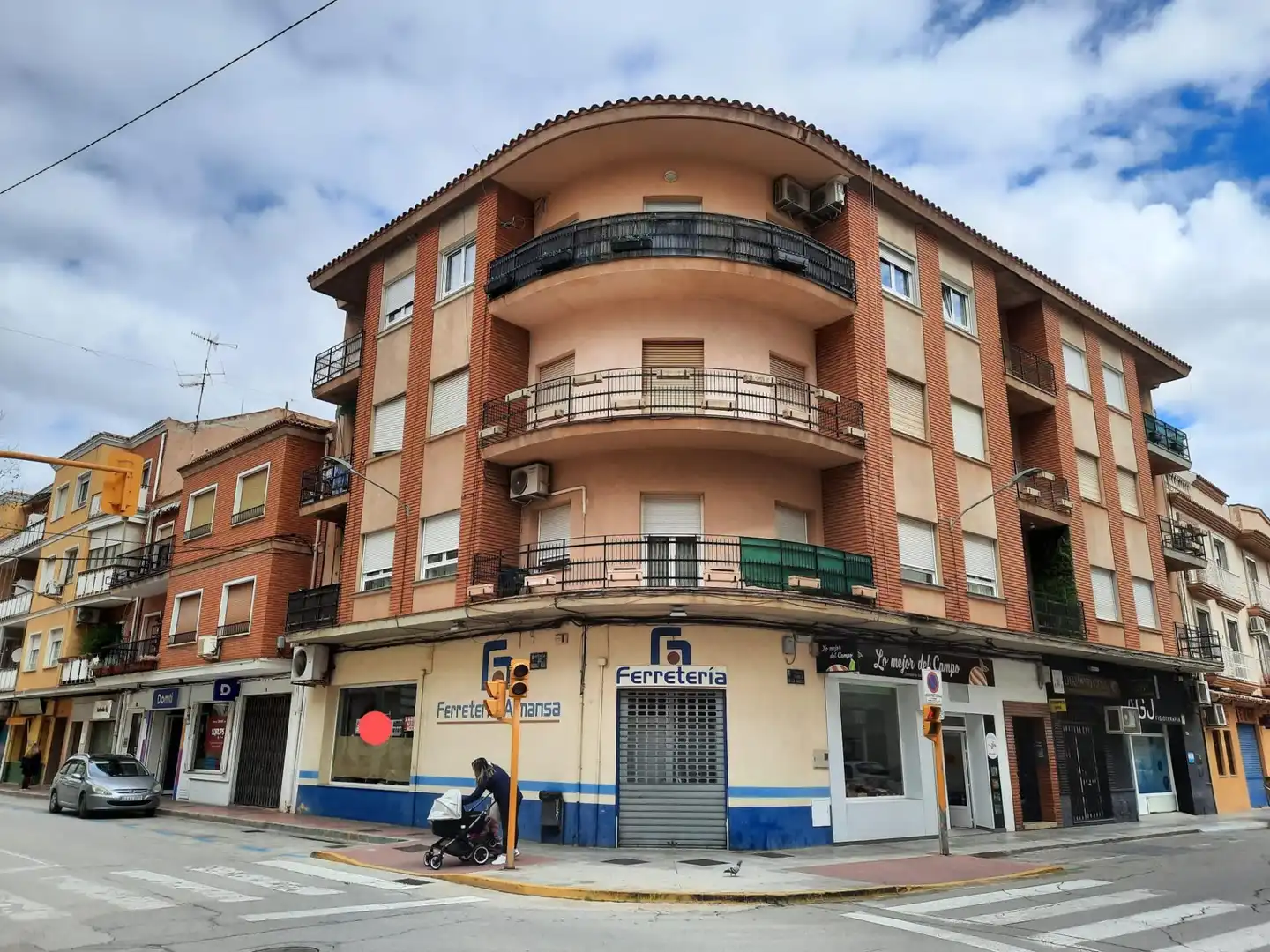 Local commercial à louer à Almansa