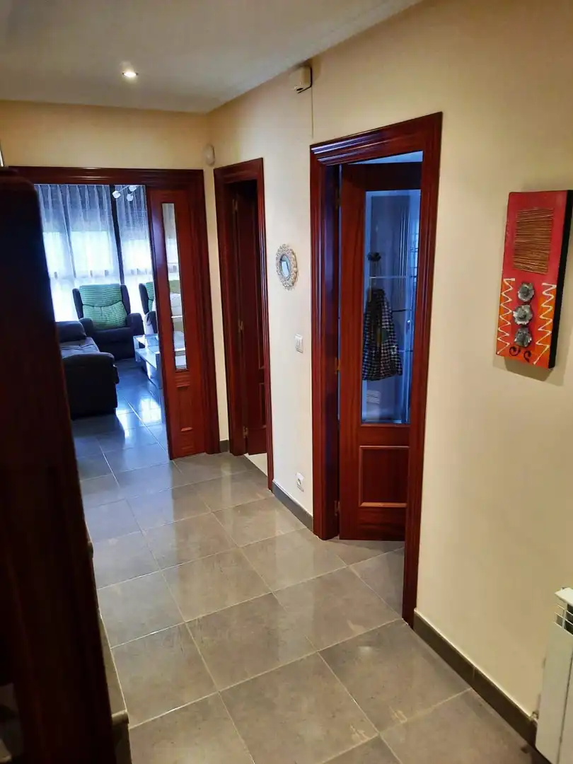 Casa adosada en venda en Medina de Pomar amb Calefacció, Jardí privat i Parquet