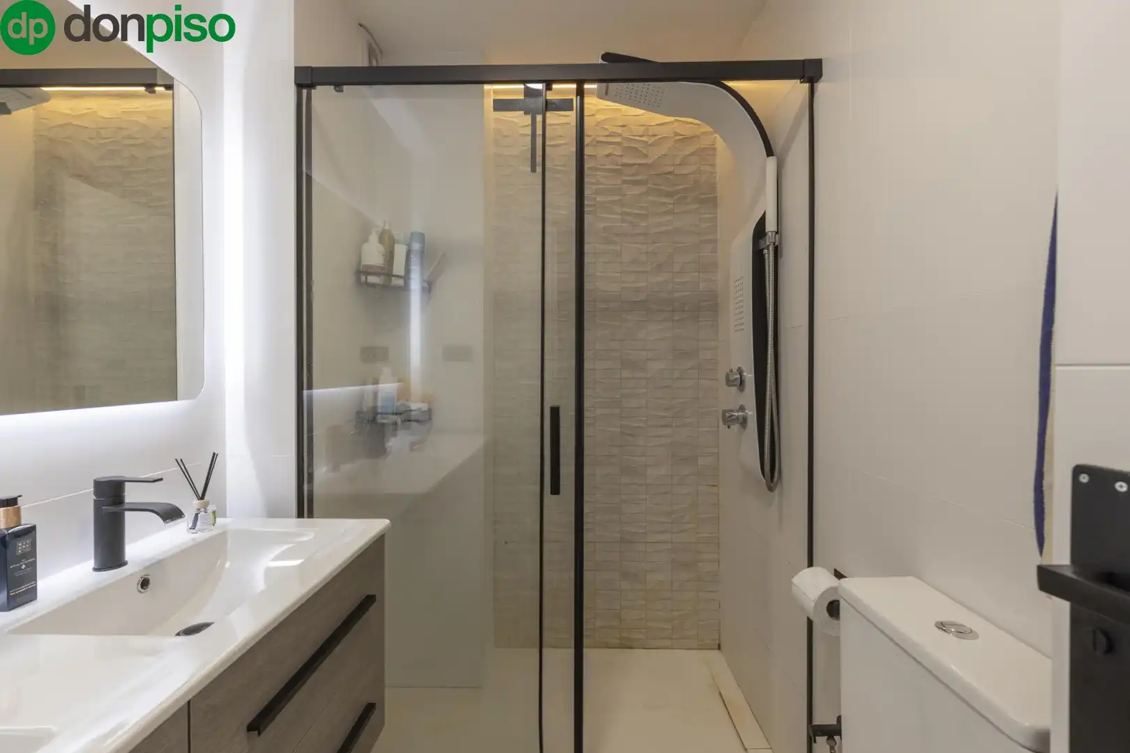 Flat for sale in Avenida de la Casa Grande, Gójar