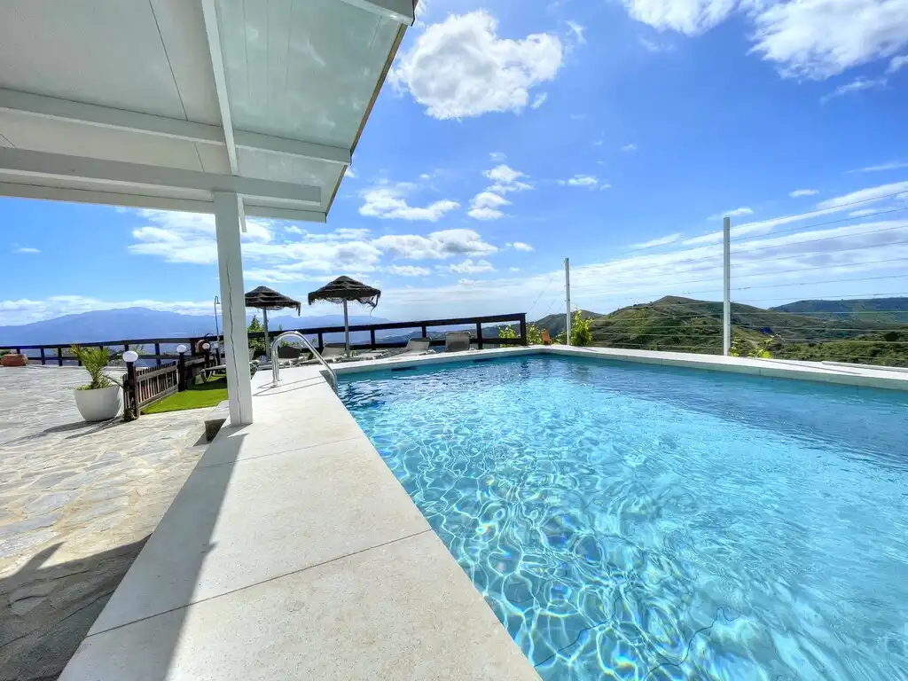 Piscina de Finca rústica en venda en El Borge amb Aire condicionat, Jardí privat i Piscina