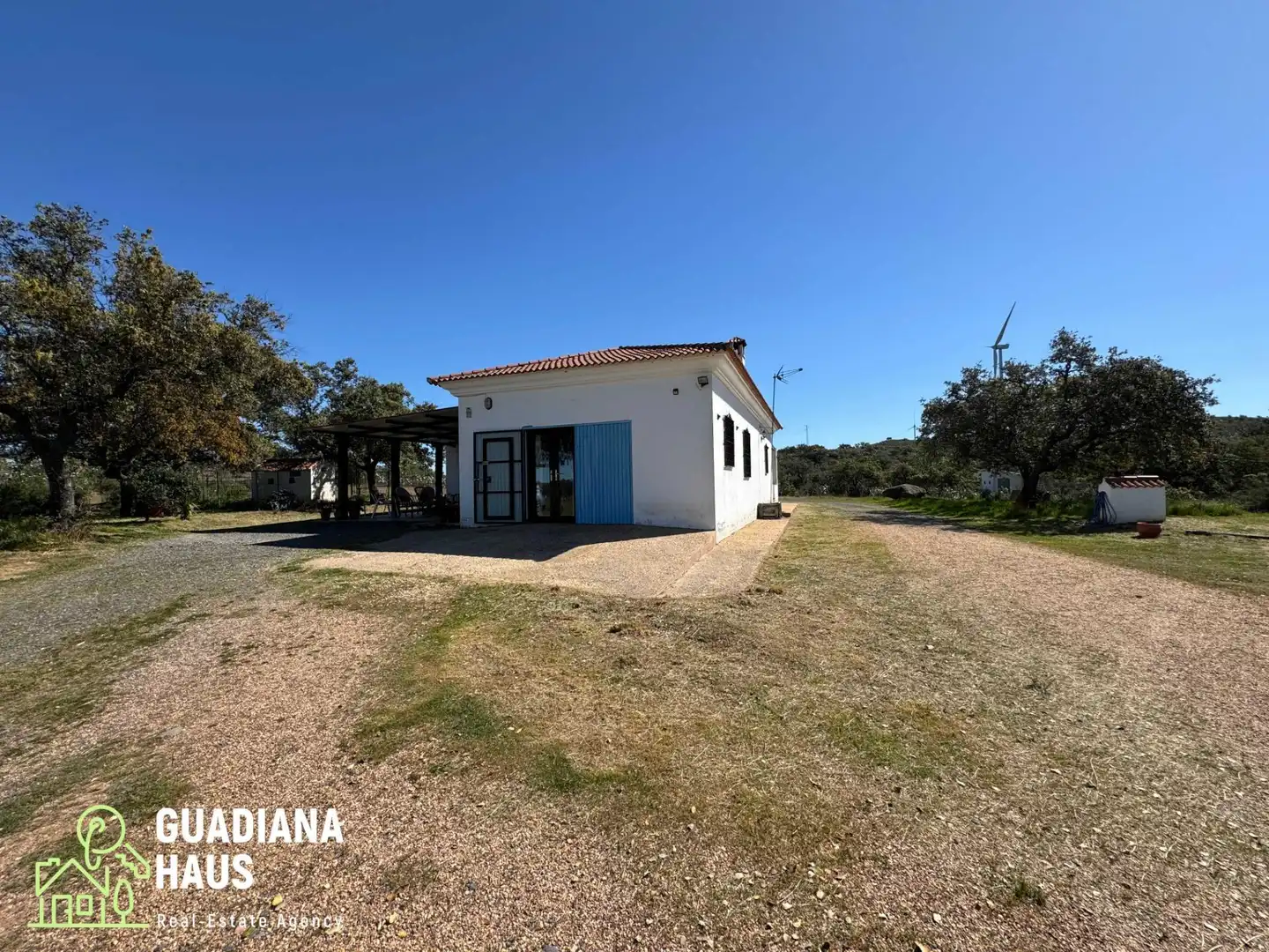 Exterior view of Country homes for sale in San Silvestre de Guzmán