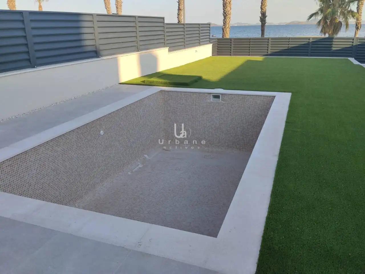Piscina de Casa o chalet en venta en Los Alcázares con Aire acondicionado, Calefacción y Jardín privado