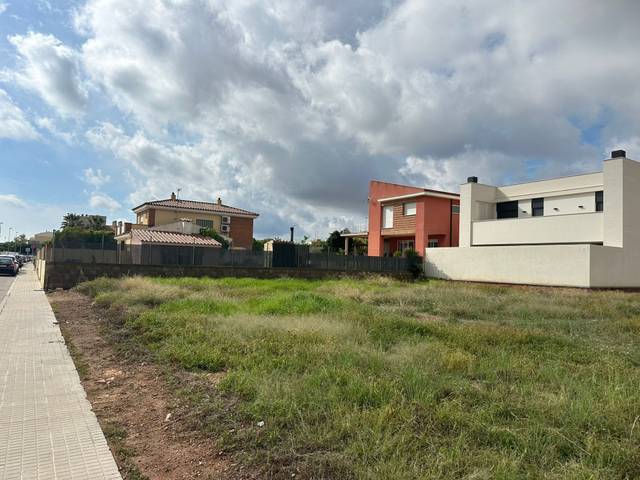 Terreno residencial en Venta en Carrer d'Enrique Limo Escultor, 81 en Centro