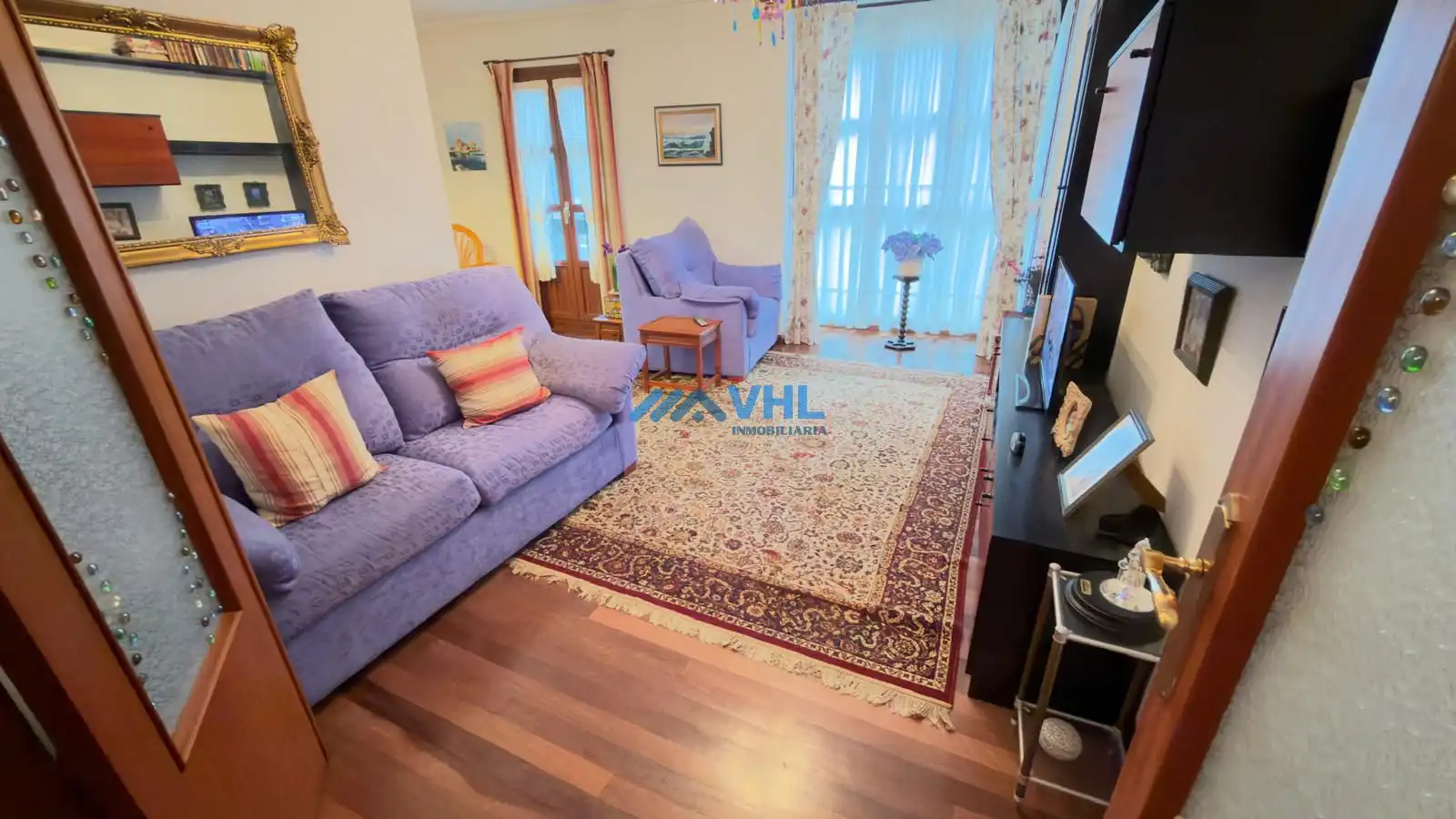 Living room of Apartments for sale in Castro-Urdiales  with Furnished