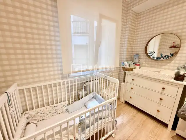 Habitación de Piso en venta en Madrid con Calefacción y Terraza