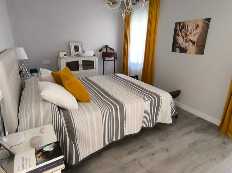 Habitación de Casa adosada en venta en Chiclana de la Frontera con Aire acondicionado, Calefacción y Parquet