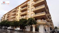 Exterior view of Flat for sale in  Sevilla Capital  with Air Conditioner, Terrace and Balcony