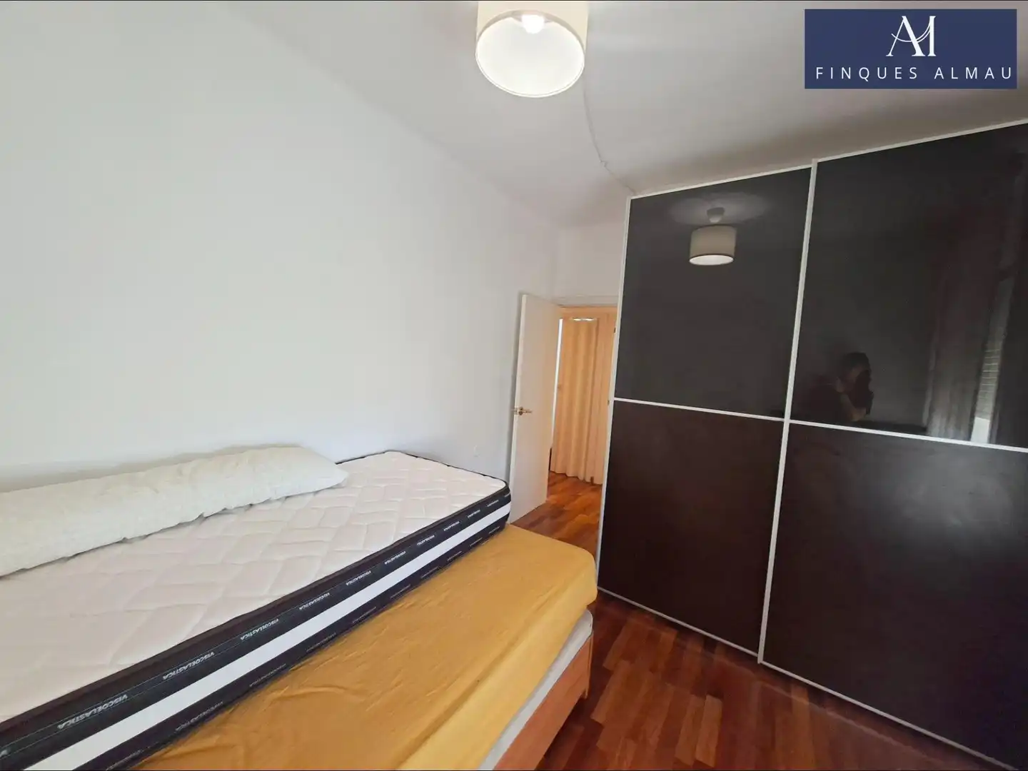 Habitación de Piso en venta en Barcelona con Aire acondicionado, Calefacción y Balcón